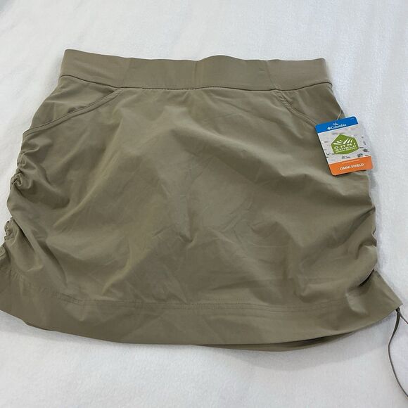 Columbia Omni-Shield Skorts Bundle Women’s Athletic Size Large Outdoors Gorpcore - Picture 16 of 16